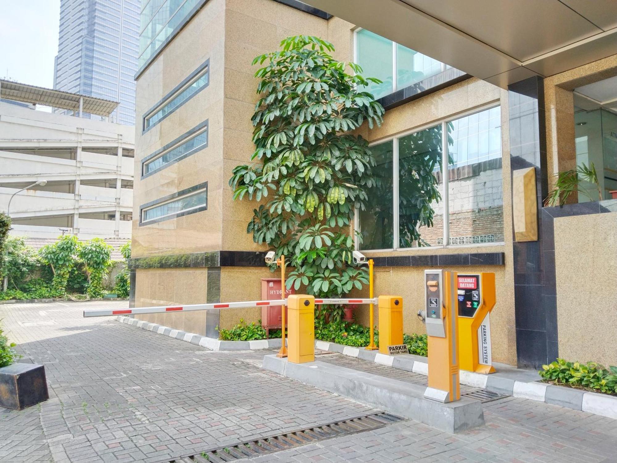 Shankee Sudirman Джакарта Екстериор снимка